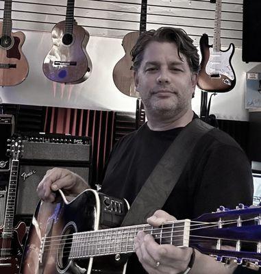 Greg has been teaching and performing professionally for 25+ years