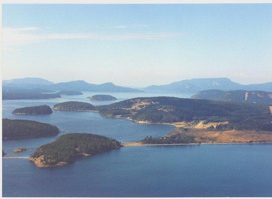 Come explore the beauty of the non-ferry served islands.