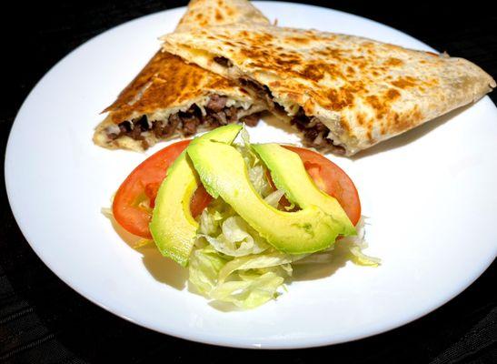 Quesadilla $7