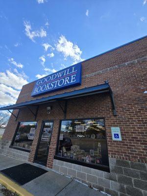 Tupelo Goodwill Bookstore