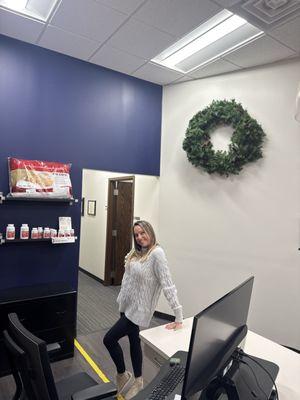 Front desk, supplements, reef