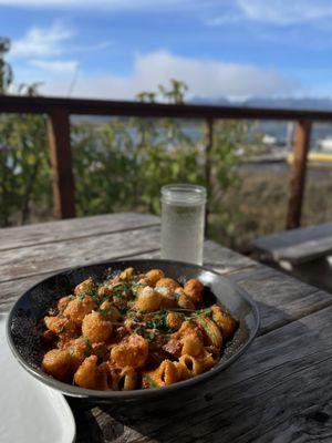 Pasta with meat sauce.