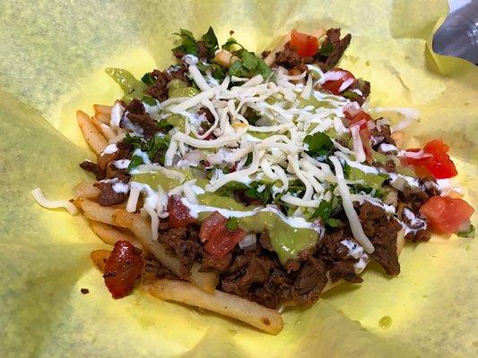 Crunchy fries, good salsa, heck these Asada Fries are pretty good..