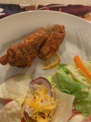 The size of the wings is ridiculously smaller