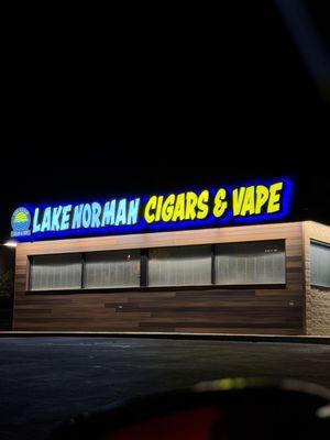 LAKE NORMAN CIGARS & VAPE