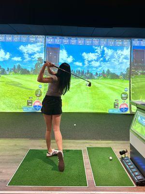 GTR Simulator. Great for practicing and playing golf indoors.