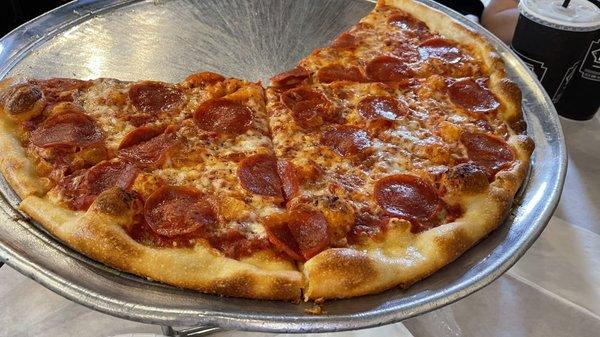 Karvelas Pizza - Newnan