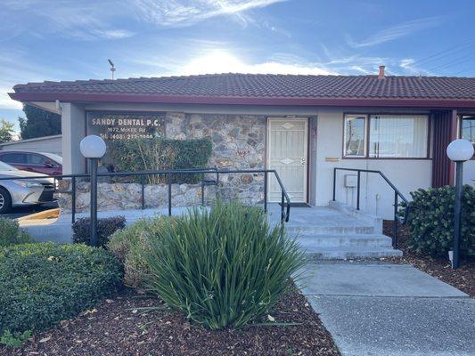 Sandy Dental
