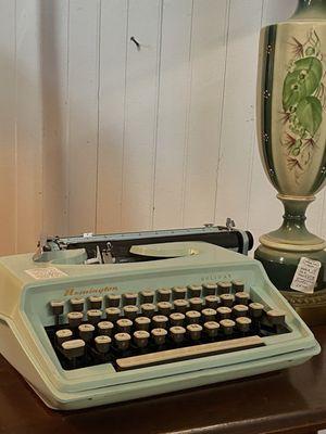 New Paris Antique Mall