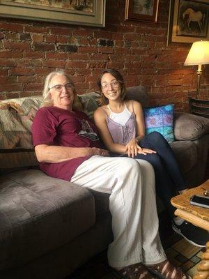 Sitting with Regina, the sweetest shop owner ever. She's got new T-Shirts in! Love the atmosphere here, highly recommend!