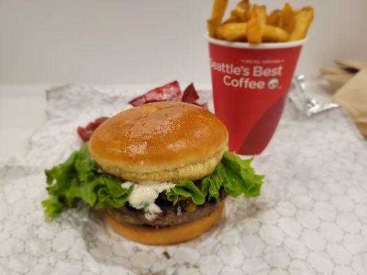 Classic with cheddar and garlic mayo. Delicious!