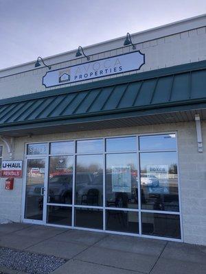 Avoca Properties, Office S.R 250, Milan