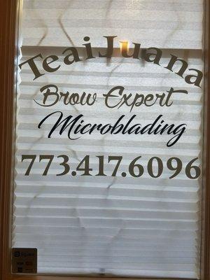 Teaijuana Brow Expert