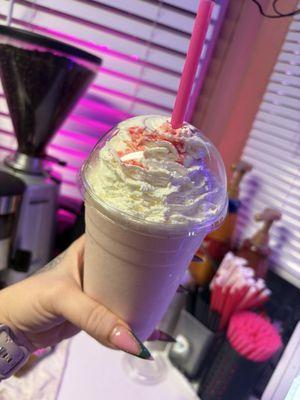 Blended strawberries & cream pink lotus!