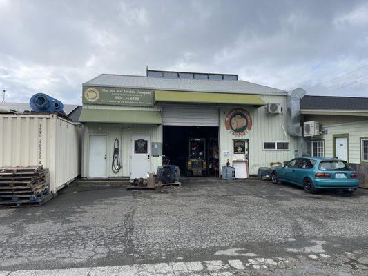 Mac and Mac Electric Company