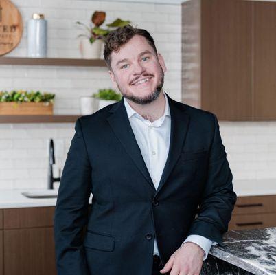 Rayce O'Connell -RE/MAX REAL ESTATE PROFESSIONALS