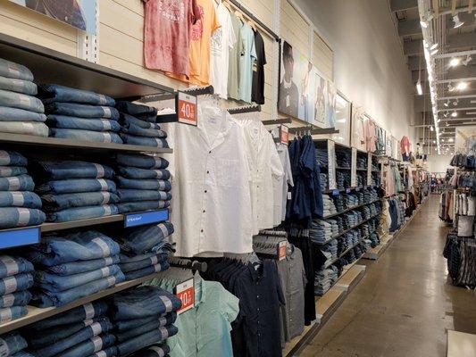 Inside the Old Navy Outlet store.........