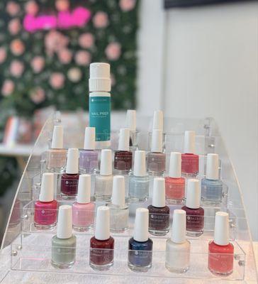 We're offering Dazzle Dry colors