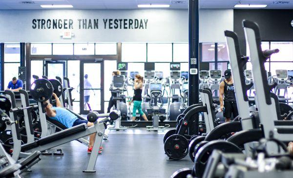 Amped Fitness - St Petersburg