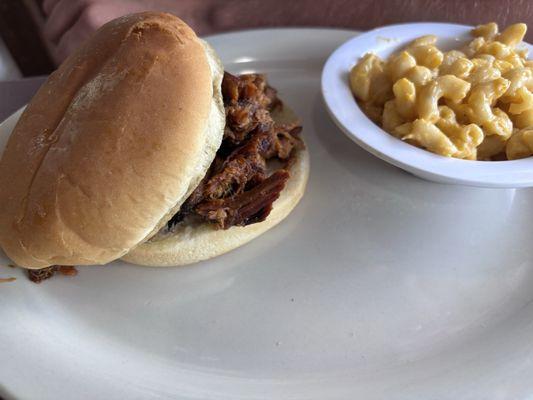 Pulled pork sandwich with a side of Mac