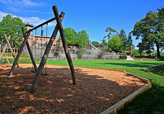 © Jon Fritz & Sisson Studios