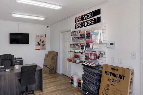 StorQuest Self Storage