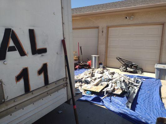 Loggins Junk Removal and Hauling