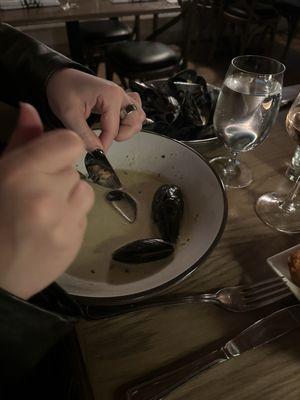 Waitress never said pasta came separate or that we had to put the order in for the pasta and "that's the way they serve it here".