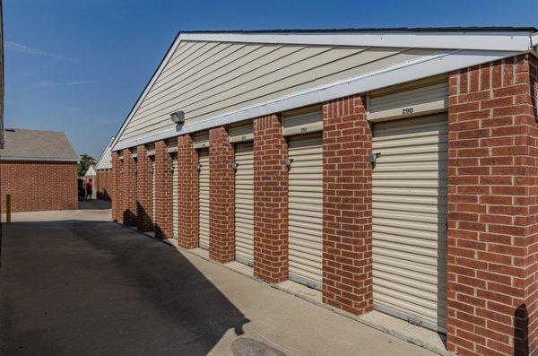 U-Stor Walton Walker