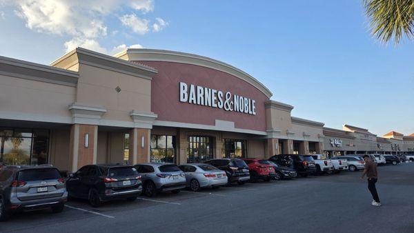 Barnes & Noble