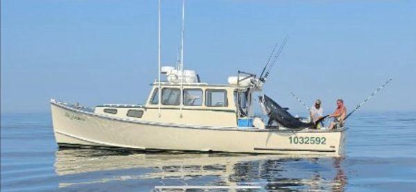 Hooked on Fish Charters, New Hampshire Fishing Charters Boat Charters Portsmouth NH Rye NH Ashley Victoria Tuna