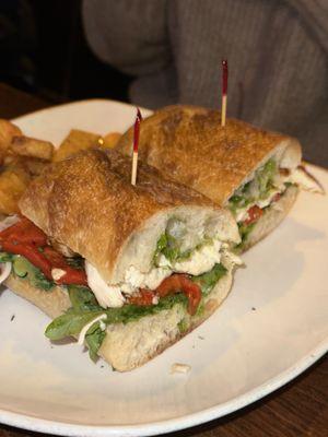 Grilled Chicken Pesto Sandwich Dinner