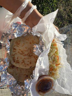 El Canton Tacos Y Pupusas