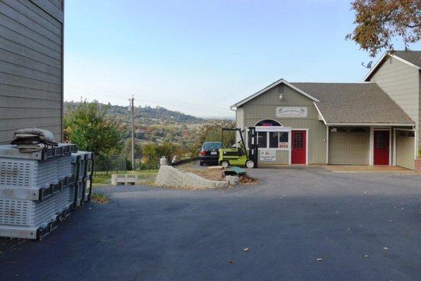 Magnolia Hill Orchard