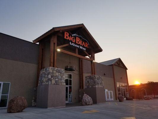 Big Bear Wine & Liquor
