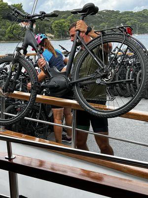 Discovery Bicycle Tours