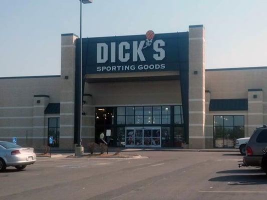 DICK'S Sporting Goods