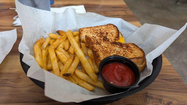 Thirsty Fox Pub & Grill