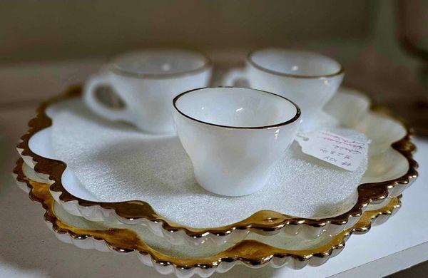 Two Olde Crows Antique Mall