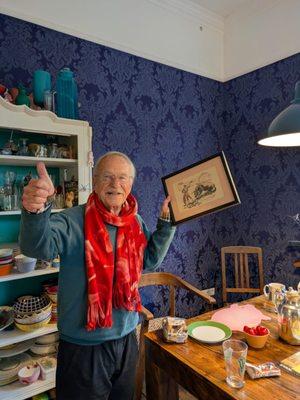 Eclectic Finds, Antiques & Interiors
