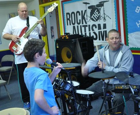 2nd Year in Biz - Rocky w/ Chris while a Young Sean Roth is on the Mic