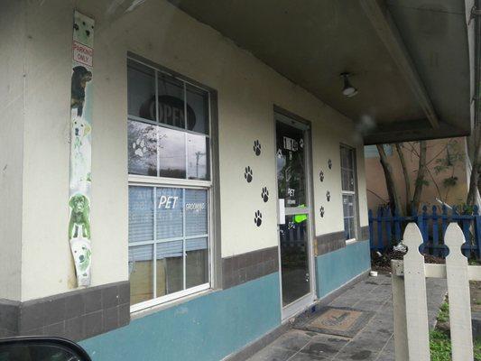 Check it out. So far so good. Got one dog's nails clipped and the other is getting hair cut and washed!