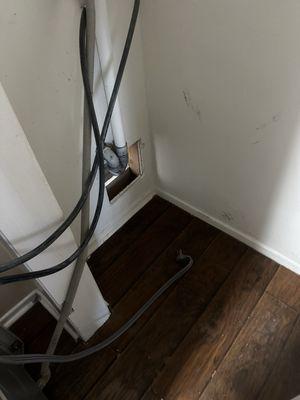 No vent. It was fake and used a temporary solution for years. The air is not safe and there is NO ventilation.