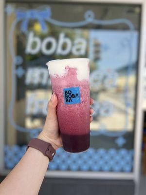 Berries Bang w/ vanilla cream top