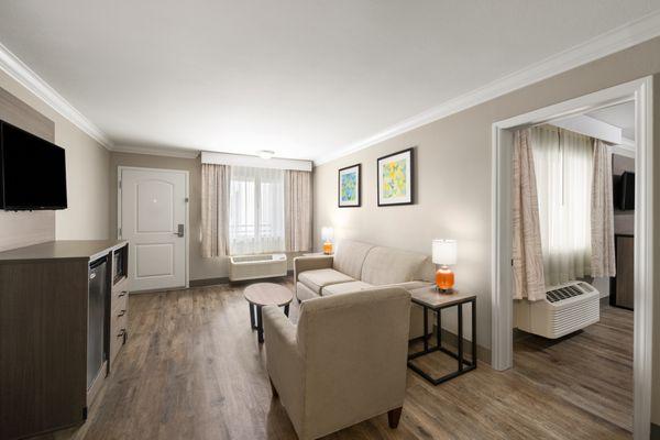 Solara Inn and Suites