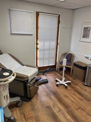 Stephen M Renzin, MD - Gynocology And Obstetrics Associates