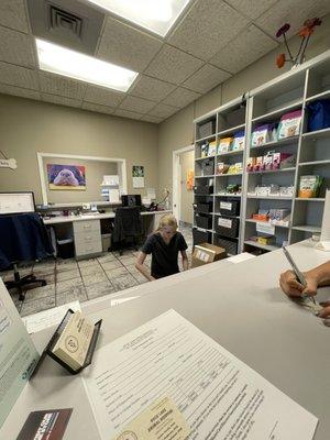 Buck Lake Animal Hospital