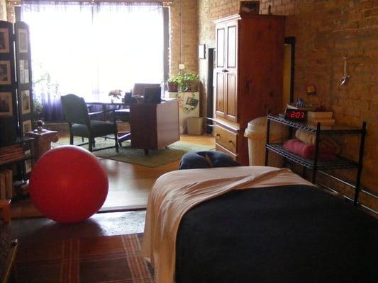 Lee-Ann Sharp Massage Therapy
