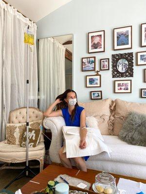 Enjoy your IV wellness session in the comfort of your own home with our mobile iv drip therapy