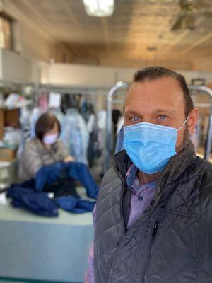 Oak getting my dress slacks ready to be tailored.. efficient, skilled, friendly and appreciative of your business.